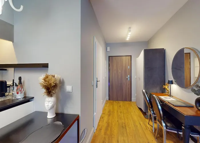 Na Wielkiej Wyspie 900 Steps To Market *